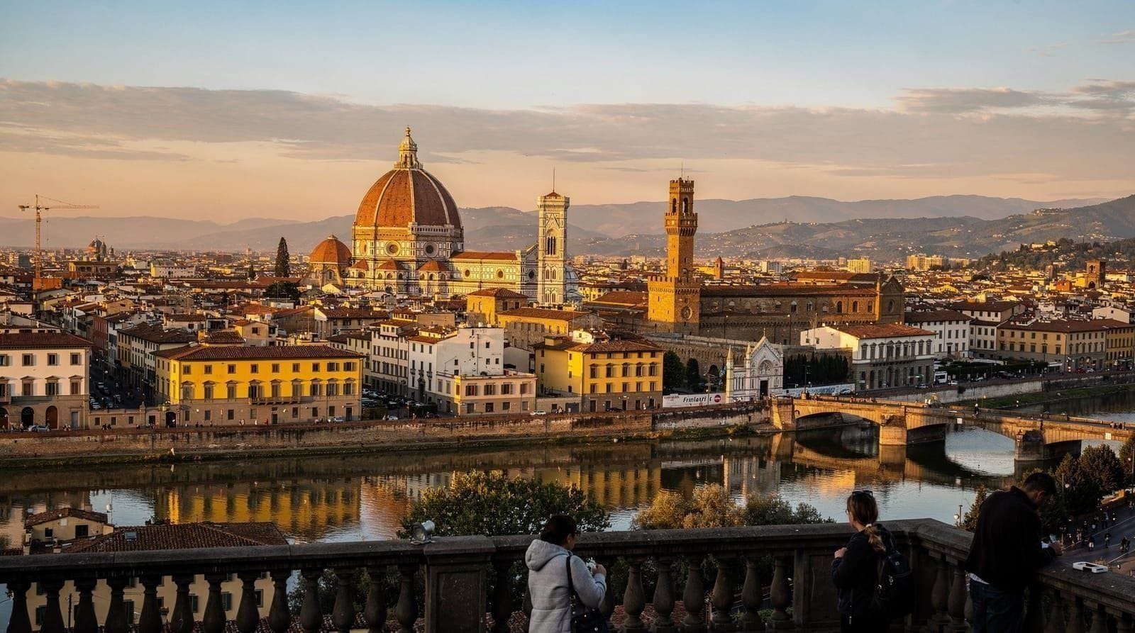 Florence: Val d'Orcia cheese and wine tasting tour