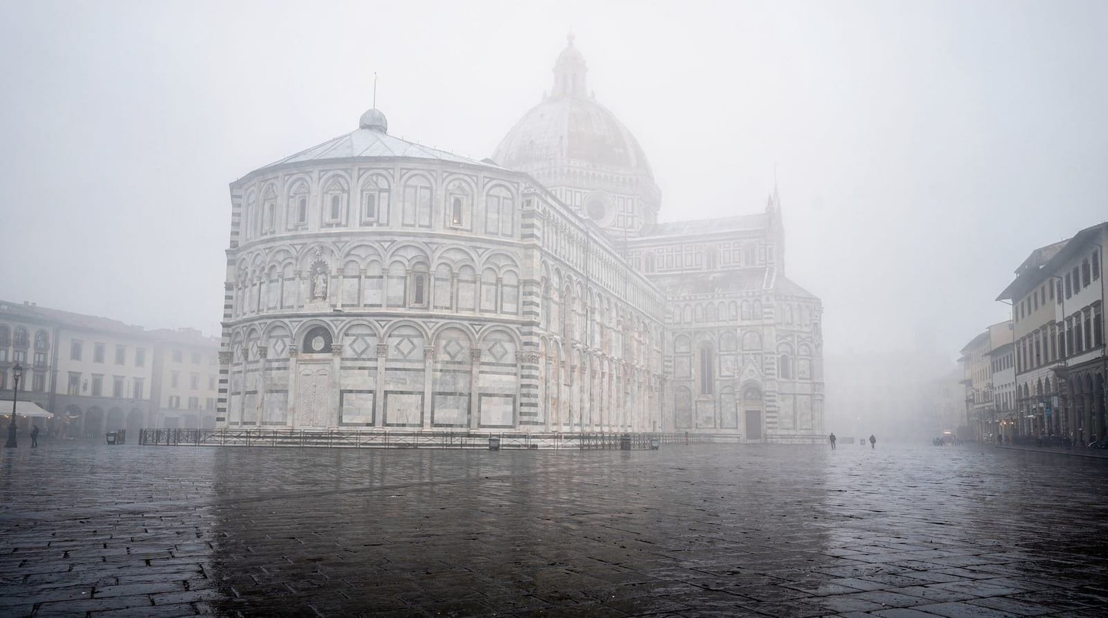 Florenz im Winter — Winter in Florenz: ruhige Museen, niedrigste Preise und Weihnachtsmärkte im Deze