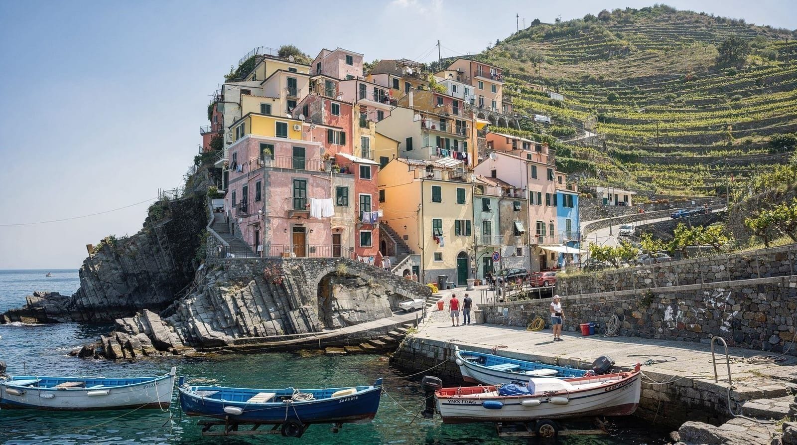 Lohnt sich ein Cinque-Terre-Tagesausflug von Florenz? Ehrliches Urteil — Cinque Terre Tagesausflug von Florenz: ehrliches Urteil. 5 Stunden Fahrt für 4 n