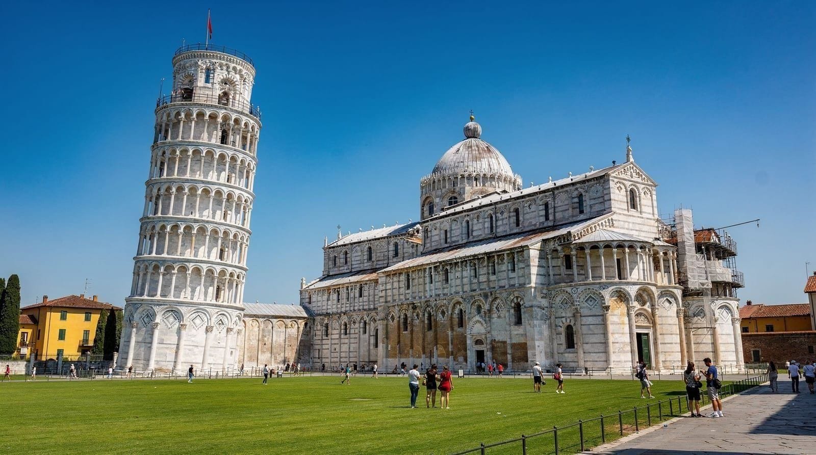Tagesausflug nach Pisa von Florenz — Tagesausflug Pisa von Florenz: Zugzeiten, Schiefer-Turm-Tickets, was es jenseits